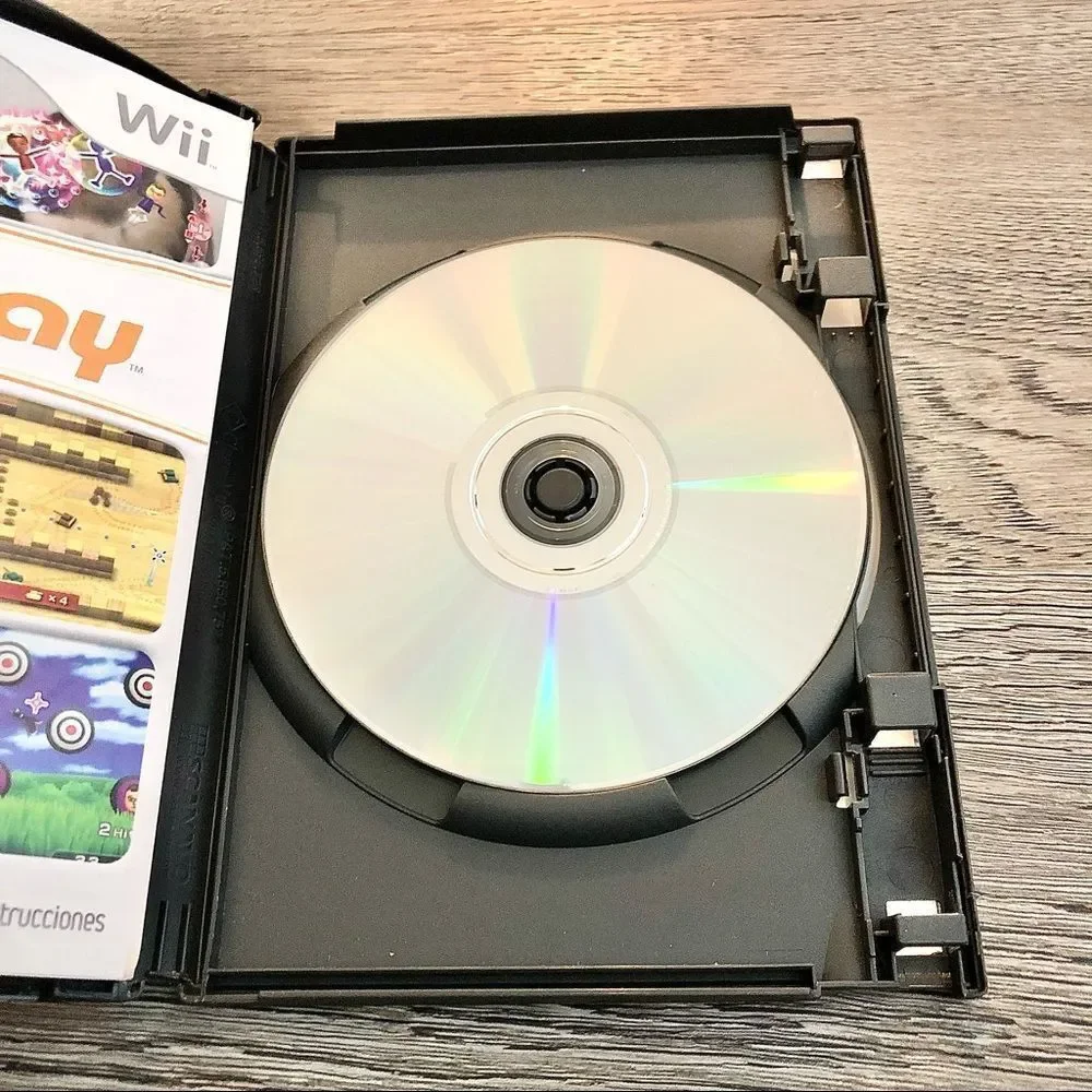 Clean & Tested Working NINTENDO Wii Play - Wii